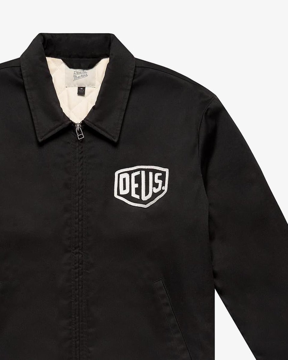 EasyrideRocks's tweet photo. 👉🏻DEUS LA Workwear Jacket / Black 👀 regular fit workwear jacket features a felt applique, jet pockets, zip closure and a snap button hem adjuster. #deusexmachina #easyride #easyriderocks #motowear #streetwear #vintagestyle #heritagestyle #shopstuttgart #supportsmallbusiness https://t.co/SdpLYMzjdL