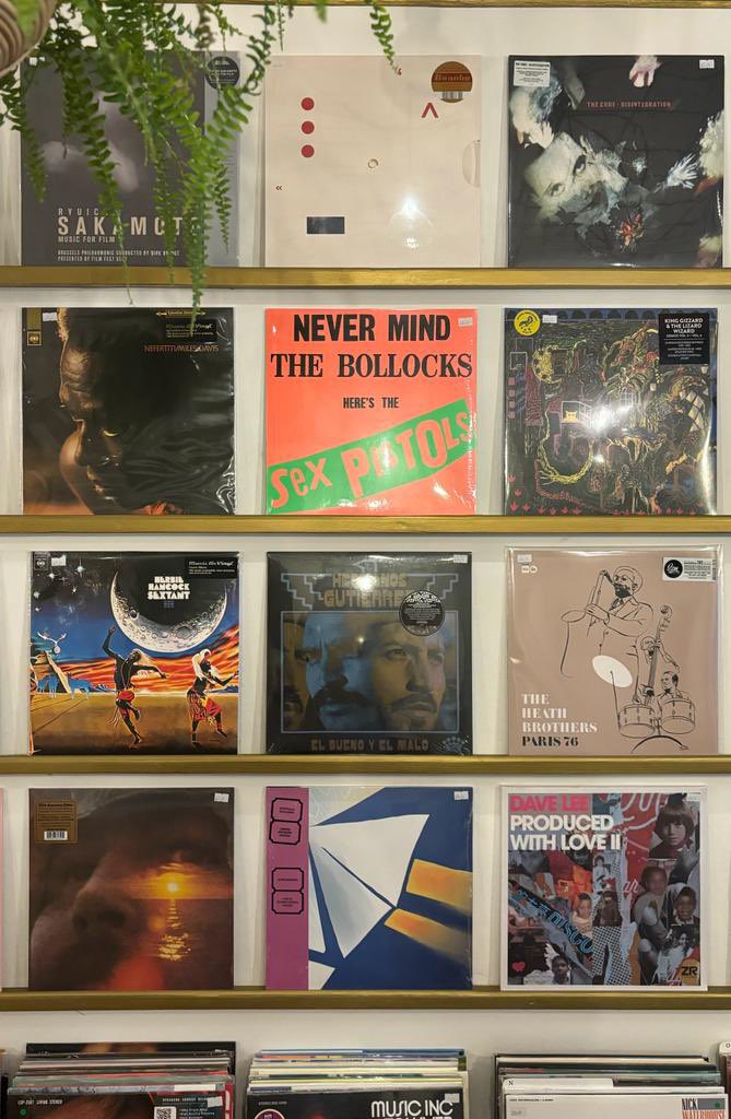 Nu Muzik Fridayz 🌭🌭🌭 New Releases and Restocks 🌭🌭🌭 #cliffordbrown #loudonaldson #chickenshack #nuggets #ultrasonicgrandprix #clarkterry #danieljohnston #publicenemy #bukkyleo #brownhorse #rogerfakhr #donaldbyrd #milesdavis #themeters #neilyoung #sleaterkinney