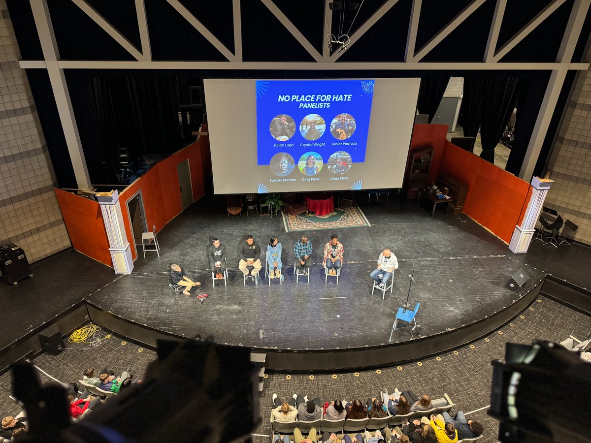 West Ottawa Public Schools (@wopublicschools) on Twitter photo Today, <a href="/HarborLightsMS/">Harbor Lights Middle School</a> & <a href="/MacBayMS/">Macatawa Bay Middle School</a> held a panel discussion for all 6th-8th graders.
No Place for Hate: Words have Meaning was about how both positive & negative words can impact someone.
Thank you to our panelists for making an impact on our students today!
#GoWO
#WeareOne Today, <a href="/HarborLightsMS/">Harbor Lights Middle School</a> & <a href="/MacBayMS/">Macatawa Bay Middle School</a> held a panel discussion for all 6th-8th graders.
No Place for Hate: Words have Meaning was about how both positive & negative words can impact someone.
Thank you to our panelists for making an impact on our students today!
#GoWO
#WeareOne