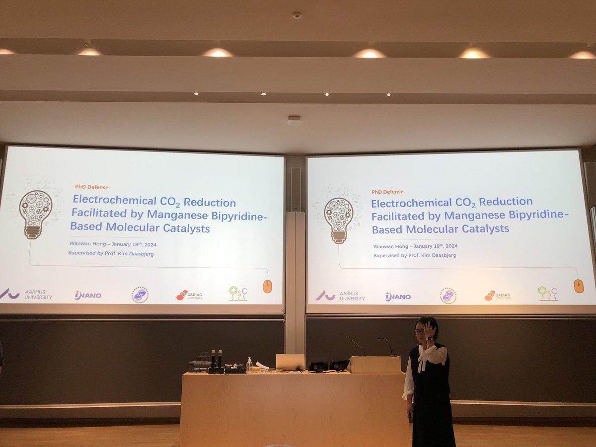 OrgSurfChem's tweet image. Congratulations!! Dr. Hong! @Wanwan860008541🎉🎉🎉