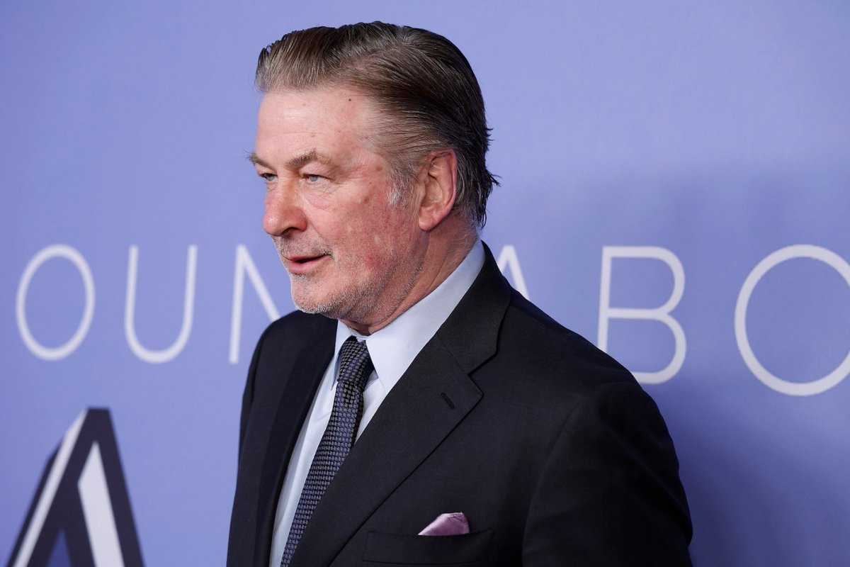 Alec Baldwin Has Been Charged Again With Involuntary Manslaughter in 'Rust' Shooting More: rollingstone.com/tv-movies/tv-m…