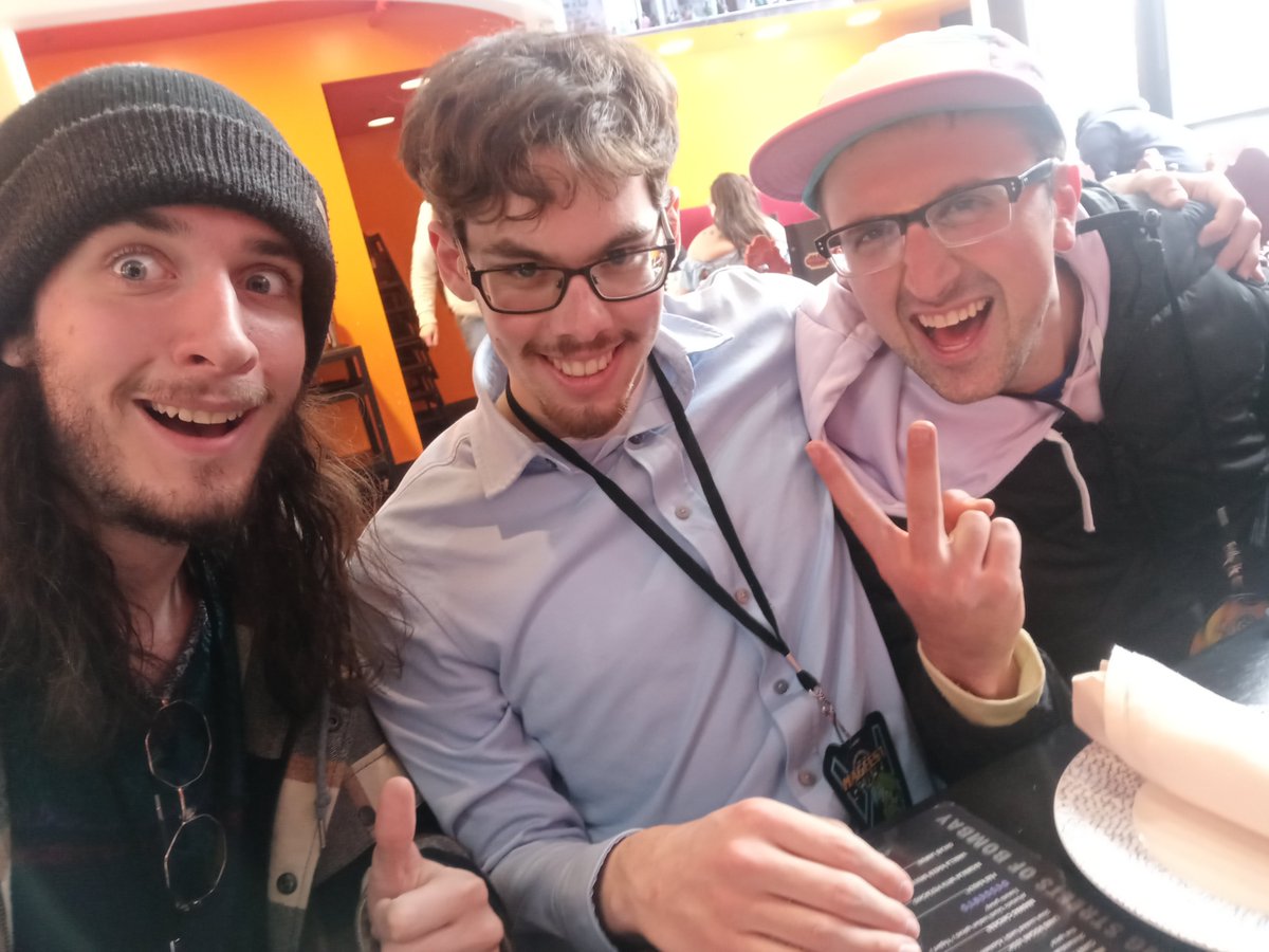 tezorkoil's tweet photo. chilling with the boys and laughing at some good old fashioned @nelward64 tweets! now THATS a guy who knows how to write a God Damned Tweet !!! https://t.co/POu45teEGi