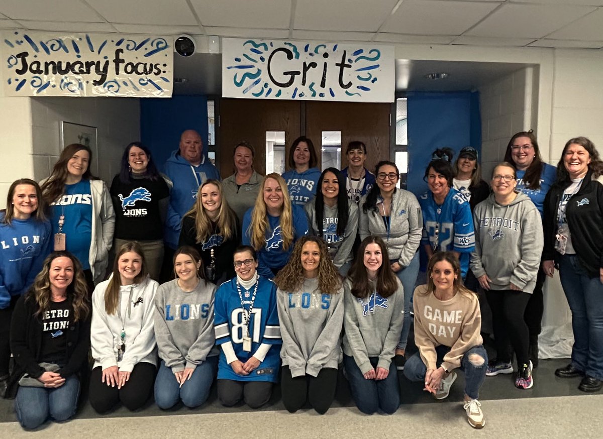 Let’s do this agian! ⁦<a href="/Lions/">Detroit Lions</a>⁩ 💙🏈🦁⁦<a href="/CoolidgeCougars/">Coolidge Cougars</a>⁩