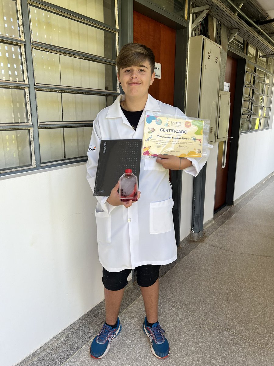 My son successfully completed his stage at LABEN! It started as a way to keep him busy during vacation, but he really enjoyed the experience 🥰🧠🫶🏻⏳ #ScientistInTheMaking