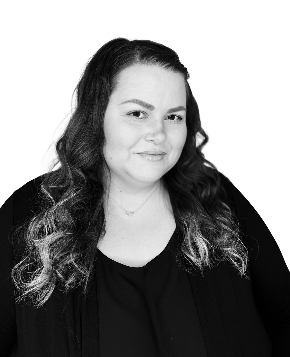 Lauren here! I'm the newest Marketing Communications Coordinator at Republic. 
Welcome to the New Year, New-bie #Xeries. 
Follow me on my journey as a new hire at Republic - I'm in my #RepublicEra 

#CultureOfRepublic #PeopleOfRepublic #NewHire #XTakeover