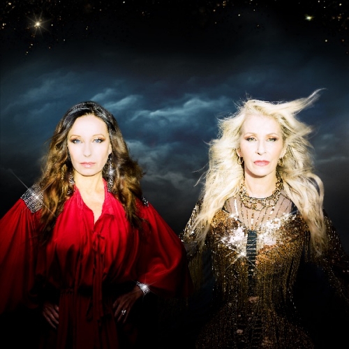 MusicNewsWeb's tweet photo. Bananarama share the brand new single ‘Supernova’ from ‘Glorious - The Ultimate Collection’ - #Bananarama @vivabananarama https://t.co/tXWKhusXot https://t.co/jsn7TFtnRf