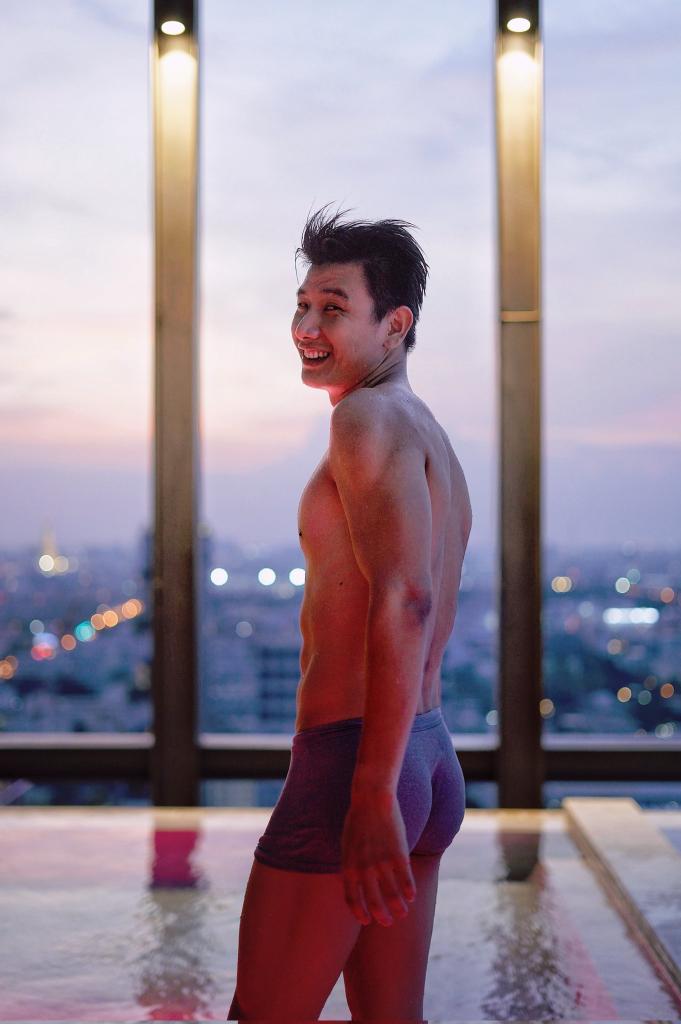 rbyes4's tweet photo. ตอนนี้มารับนวดอยู่ที่เชียงใหม่ประมาณ 15 วันครับเขียนอะไรมาได้ครับสนใจแอดไลน์มาได้ครับ 528613r https://t.co/gLEQOhOlxb