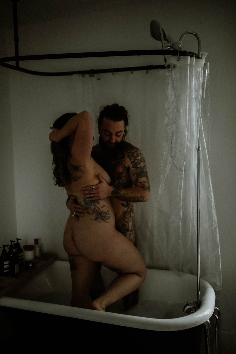 ryderphotog's tweet photo. This day.
This couple.
❤️‍🔥
#fridaymorning #boudoir #photographer

https://t.co/mLLW2sEZ79 https://t.co/KDUlvuLEaA