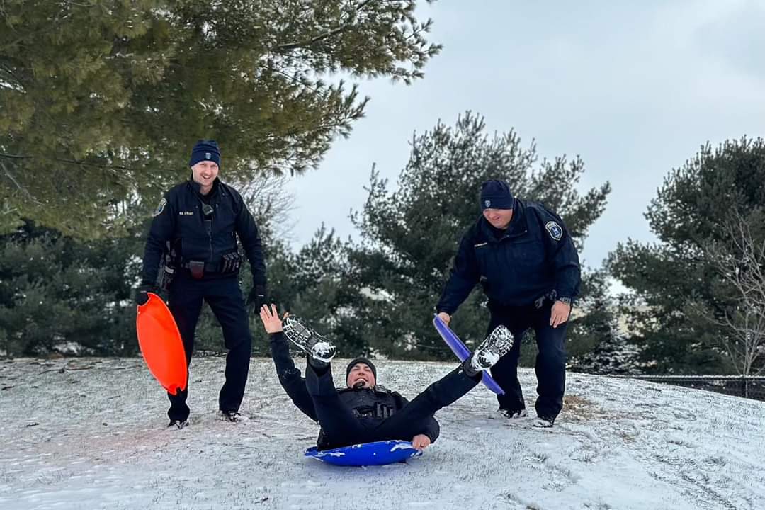 It is evident that our <a href="/LM_Schools/">Little Miami Schools</a> SROs are enjoying their snow day!