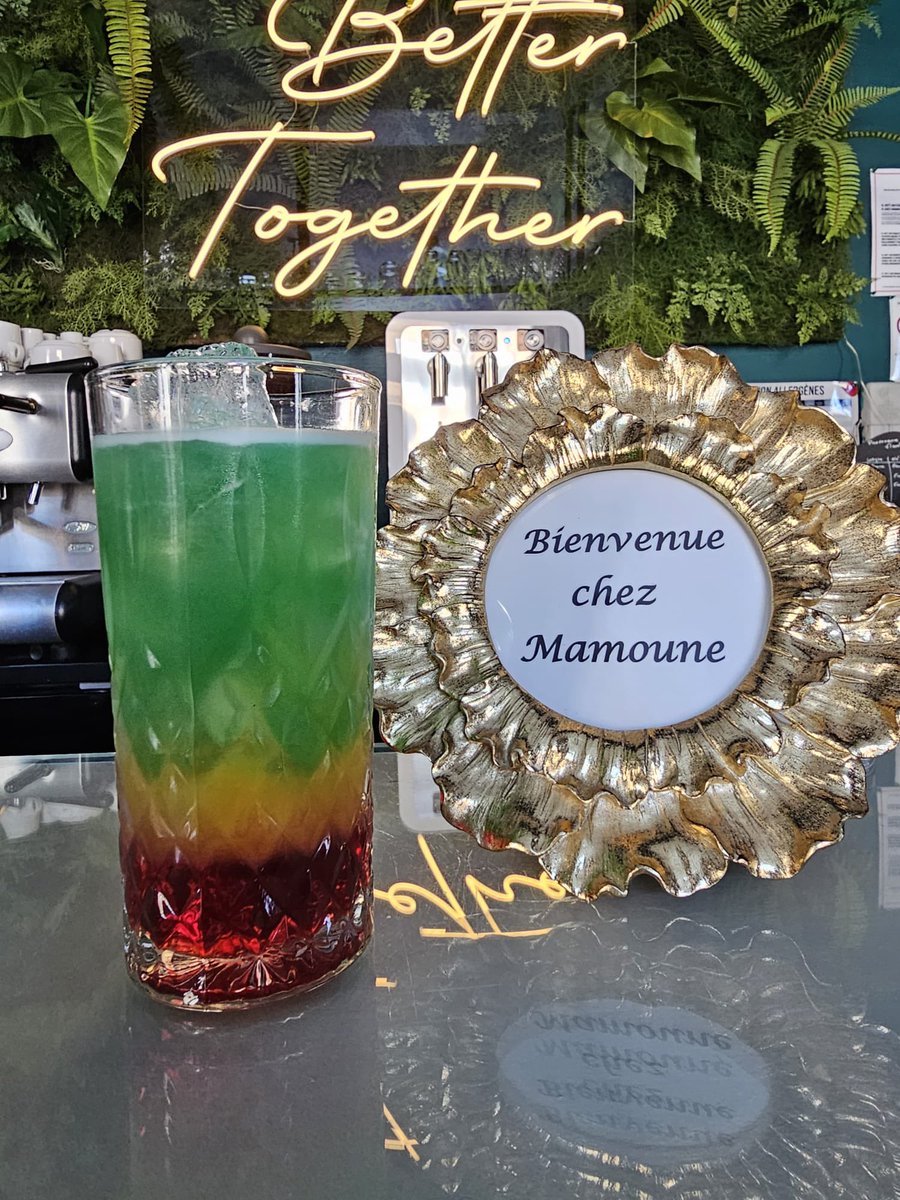 vrs_cha's tweet photo. ✨Le restaurant de ma mère est  ouvert venez faire un tour  et ma mère vous expliquera ses plats avec plaisir 😊 ✨( retweet apprécié merciii) https://t.co/4voLFeLE66