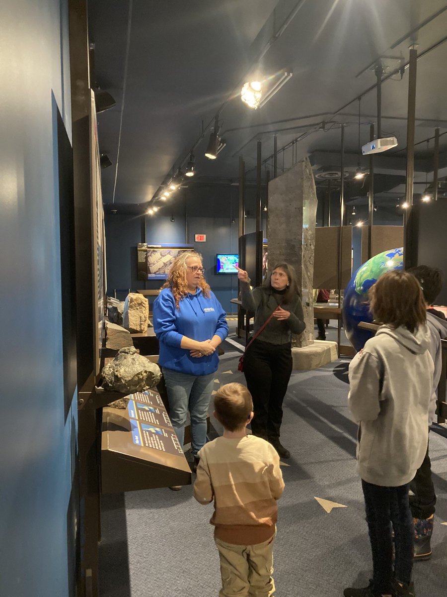 apseacanada's tweet image. Thanks to everyone who attended our APSEA Connect event in St. John's, NL on Nov 30. Fun was had exploring the interactive exhibits and learning from a Science Interpreter @NLGEOCENTRE.  Families also enjoyed connecting with each other and an APSEA ASL Specialist and Deaf Mentor.