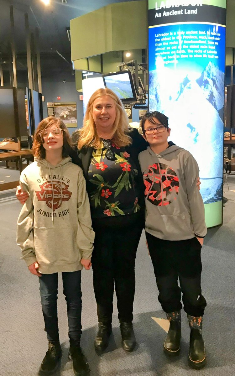 apseacanada's tweet image. Thanks to everyone who attended our APSEA Connect event in St. John's, NL on Nov 30. Fun was had exploring the interactive exhibits and learning from a Science Interpreter @NLGEOCENTRE.  Families also enjoyed connecting with each other and an APSEA ASL Specialist and Deaf Mentor.