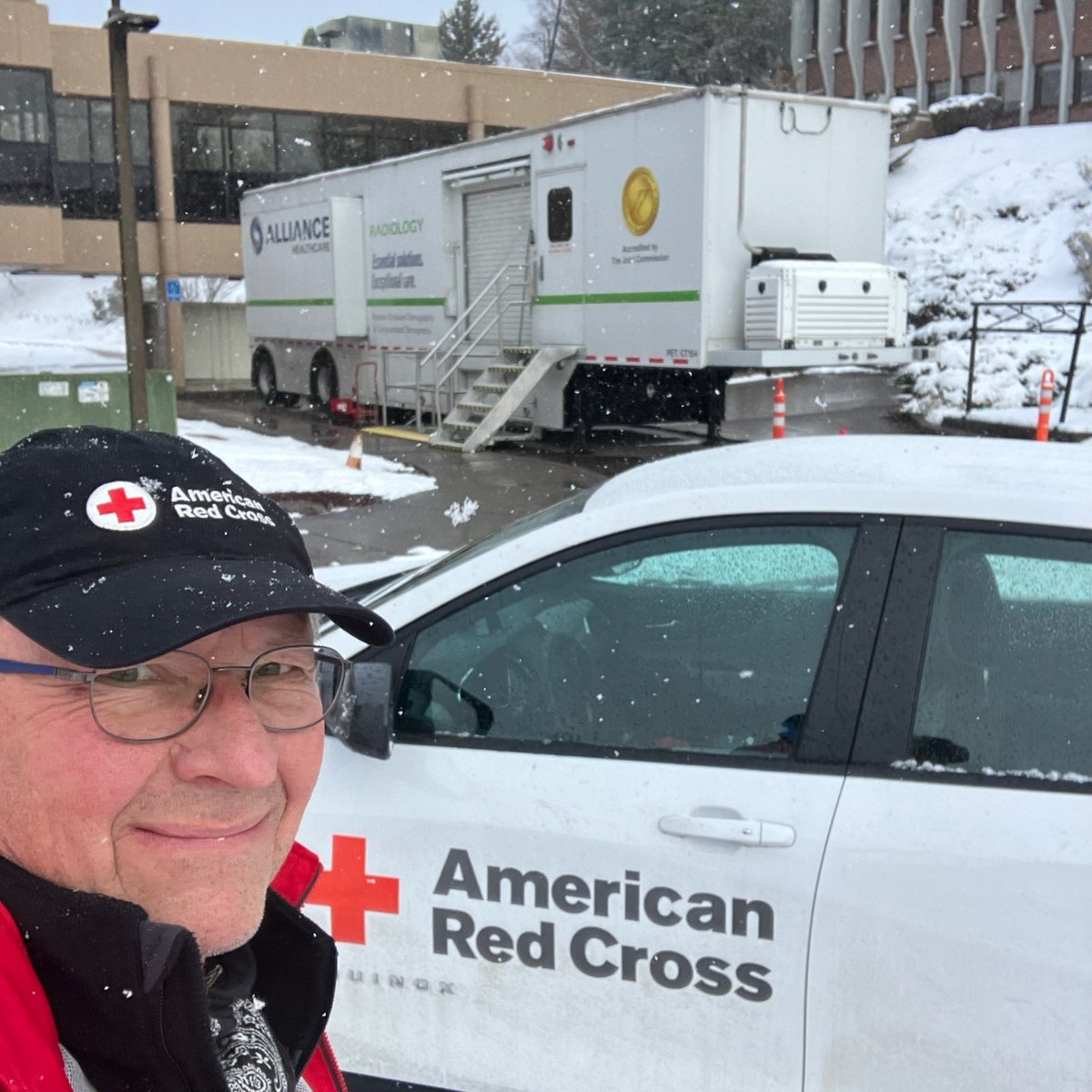 RedCross tweet picture