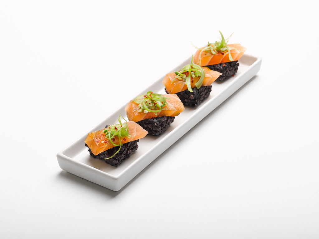 EATERTAINMENT tweet media