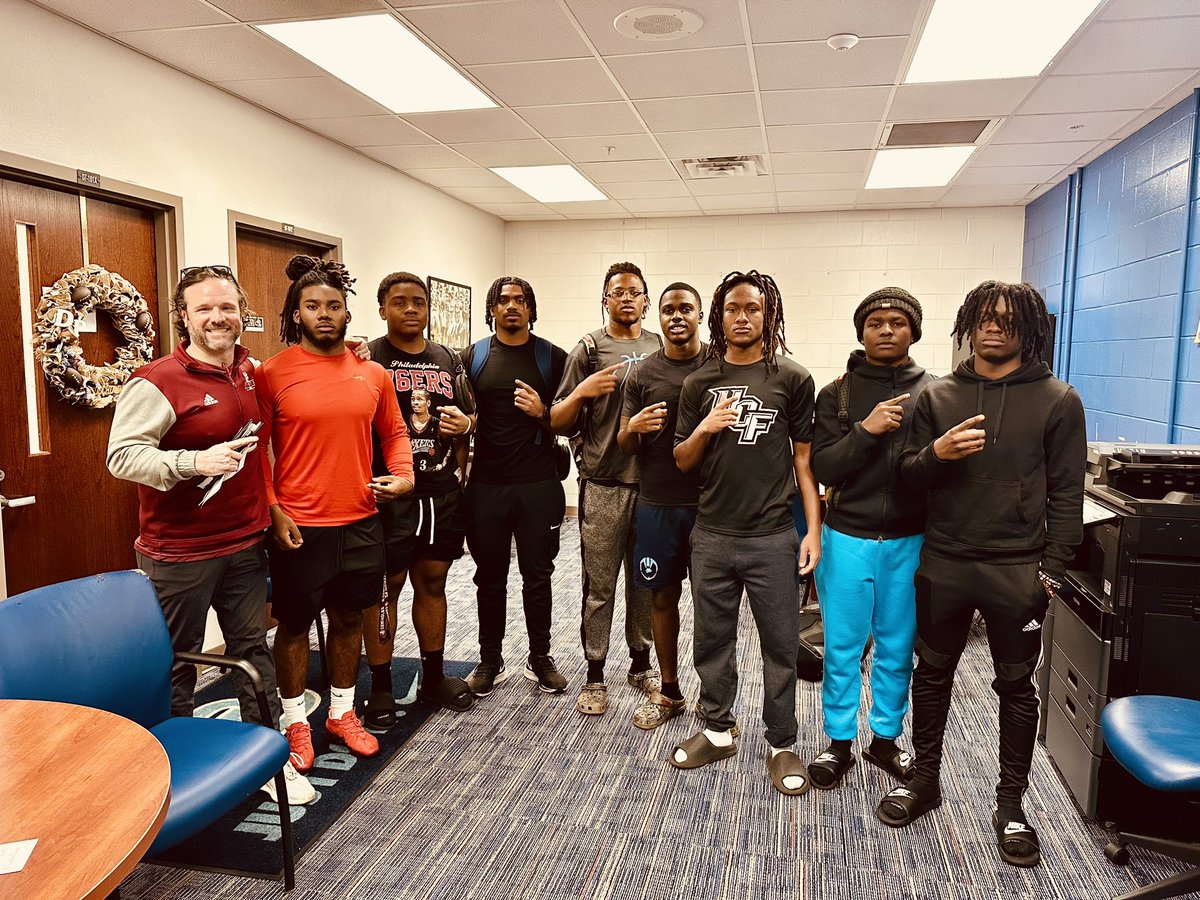 Special thanks to DPHS and <a href="/CoachWellsDP/">Rodney Wells</a>  for allowing me to tell these high character  kids what <a href="/AMCAT_Football/">AMCAT Football</a> is all about. Blessed to have the opportunity to grow the relationships!! 🙏