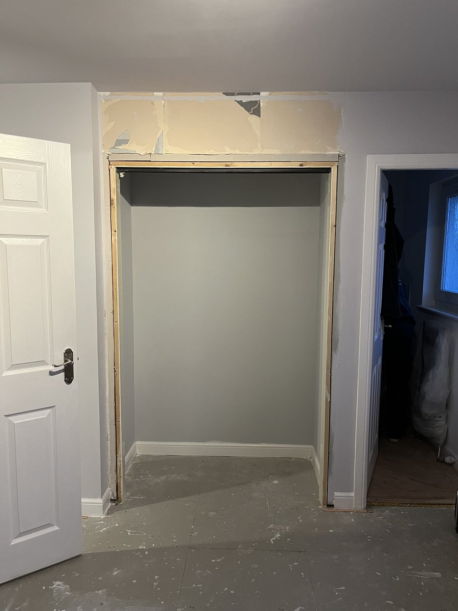 lussobedrooms1's tweet photo. Second wardrobe completed this week for our customer. lussobedrooms@outlook.com 07766410805 or 07768595755 https://t.co/zRQLW4SXUw #Glasgow #Wallacefields #Broomhouse #Maidenhill #Castlegardens #Stoneyettsvillage #Dargavelvillage #Landsdale #Ellingwood #Manorglen #Lussobedrooms https://t.co/2ED3ccBPKG