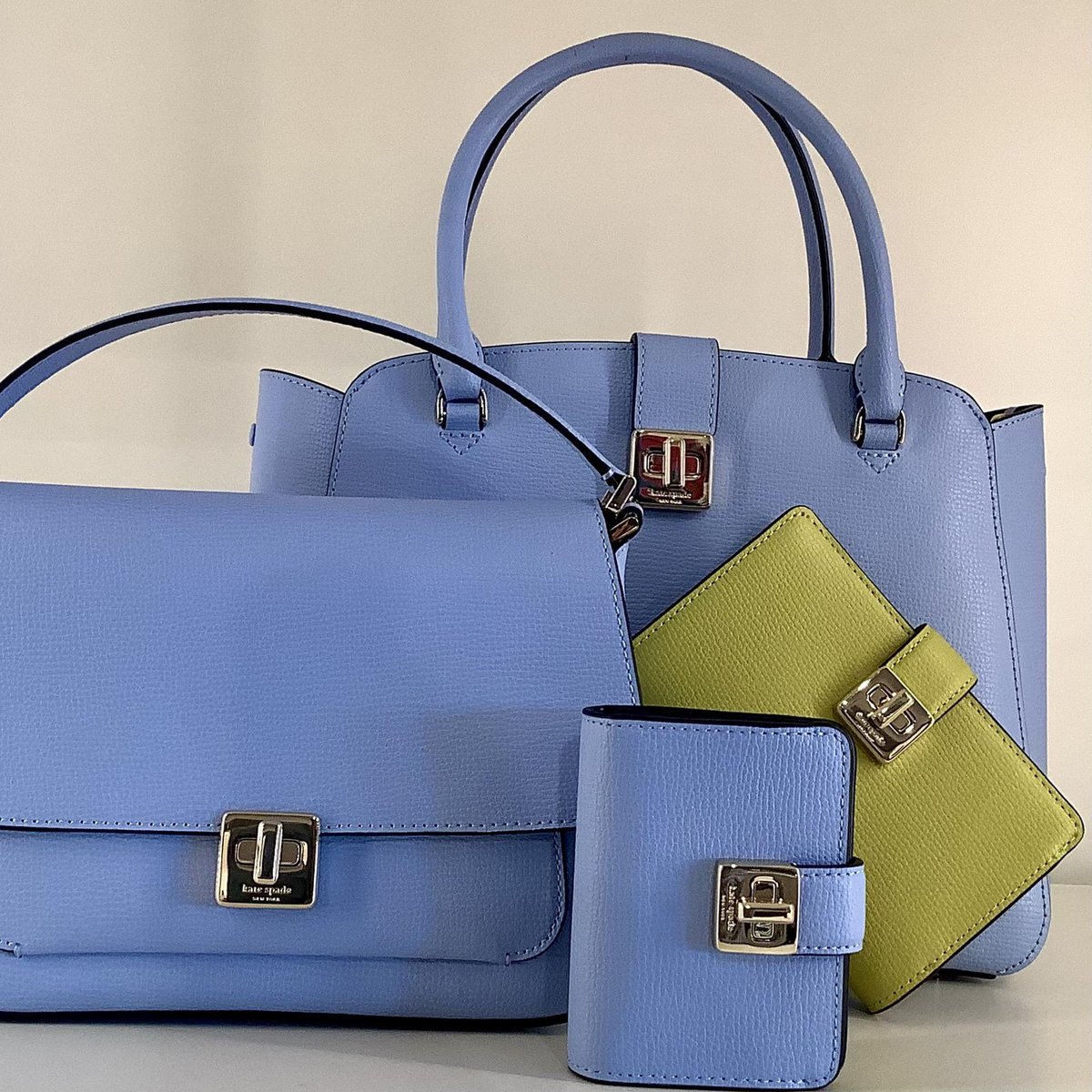 Tanger Outlet Tilton tweet media