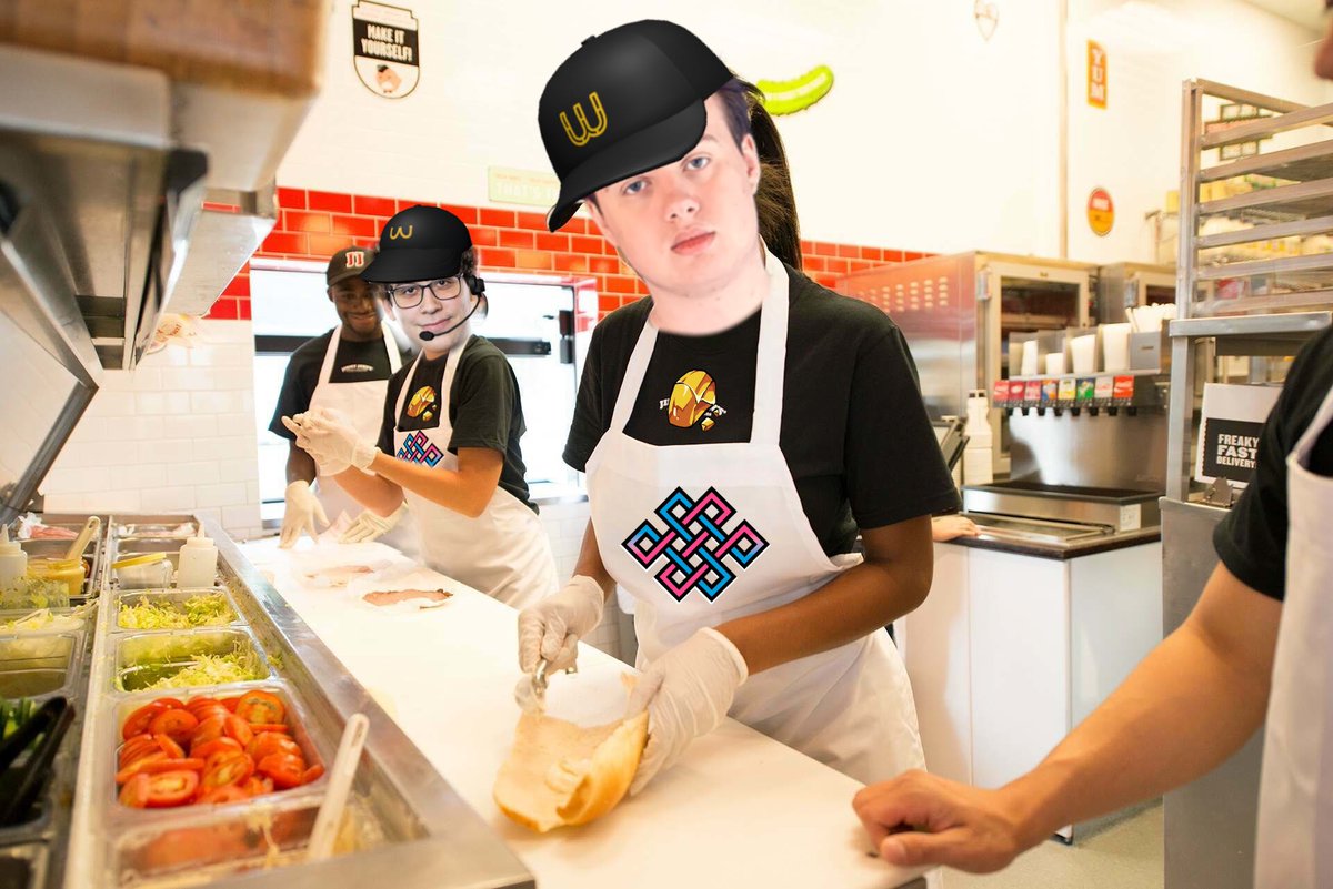 Merci à <a href="/Pakk_Ow/">PAK</a> et <a href="/NagaEz/">Naga</a> de venir donner un coup de main en cuisine pour le tournoi GOATS rdv demain pour la sauce