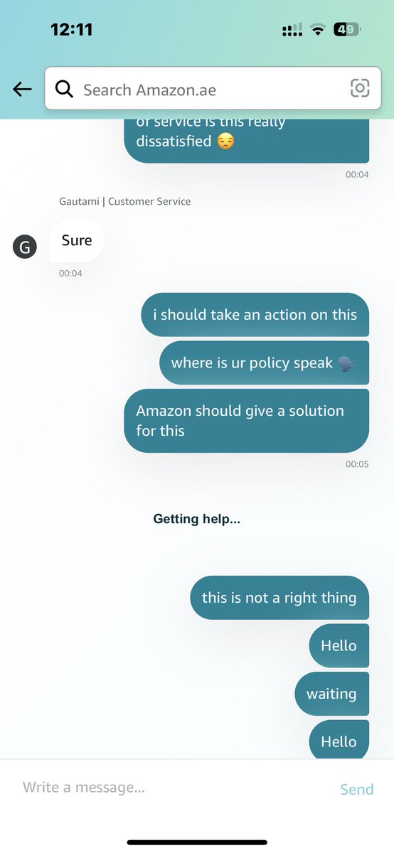 MrReezan's tweet image. Waiting for a 10 min the lady transferred the chat to someone still no one responded me #amazon #amazonae @AmazonAE @amazon @amazonIN