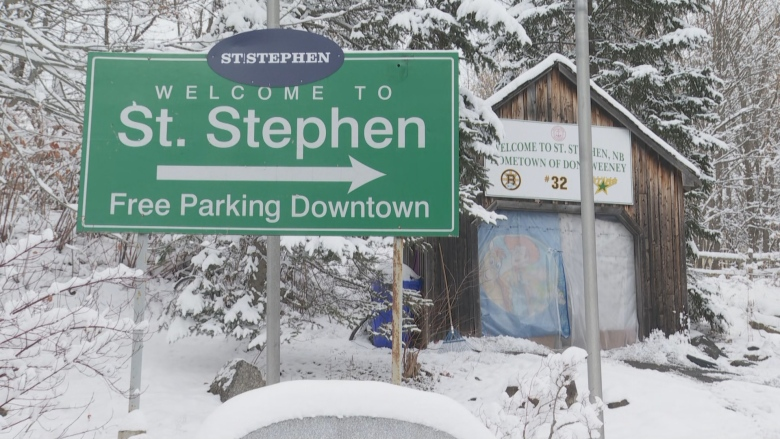 HOMELESS CANADA tweet media