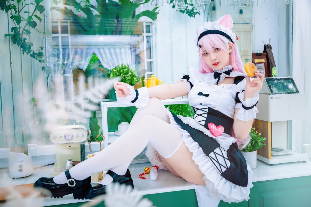 MiuSakuma's tweet photo. #cosplay #コスプレ #にじさんじコスプレ #にじさんじ #ゴリスナー #椎名唯華 #椎名唯華コスプレ #しいなーと #メイド #メイド服 https://t.co/8ZesqdSb82