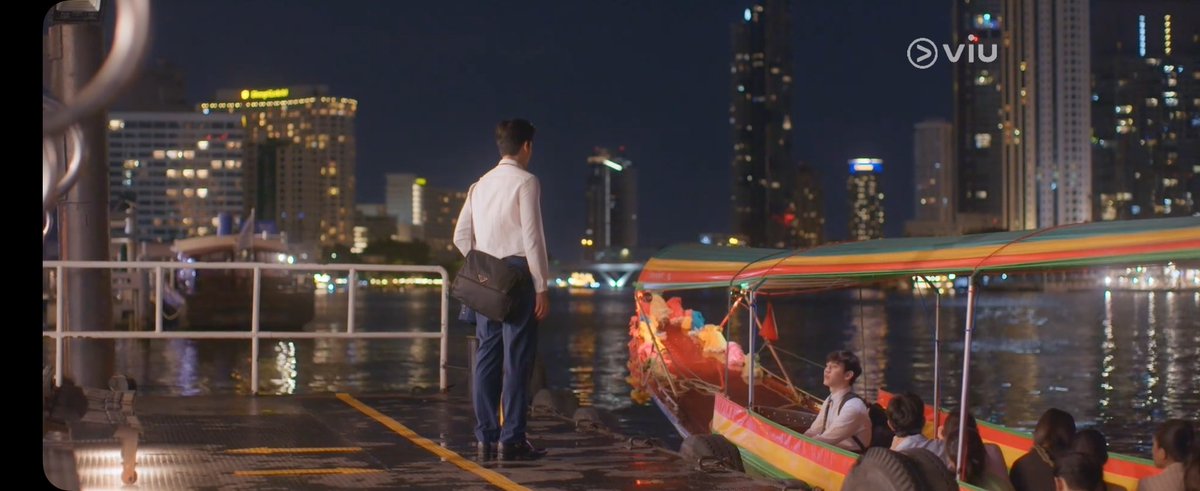 khunya_polcasan's tweet photo. : ผมชอบ อชิ นะ
: ห๊ะ ว่าอะไรนะไม่ได้ยิน
: ออ ไม่มีอะไร ผมนึกได้ว่า พี่สาวกลับแล้ว วันนี้ไม่ได้ไปนอนด้วยนะ 
: อ่าว โอเค

(จบ) 
55555555555555555 https://t.co/d9CGtl7xZ2
