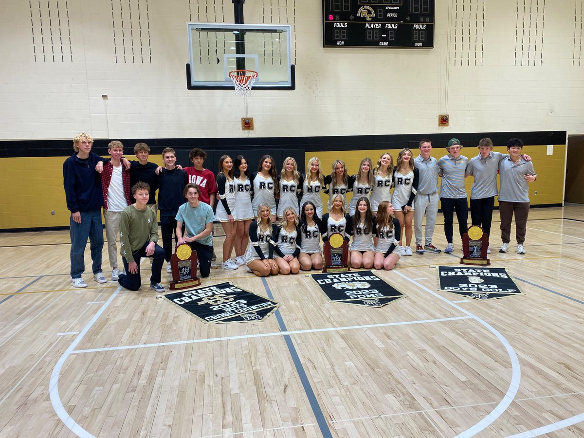 RCHS celebrates Fall 2023 State Champions Boys Cross Country, Poms, and Boys Golf at today’s Winter assembly. It’s a great day to be a Jag!