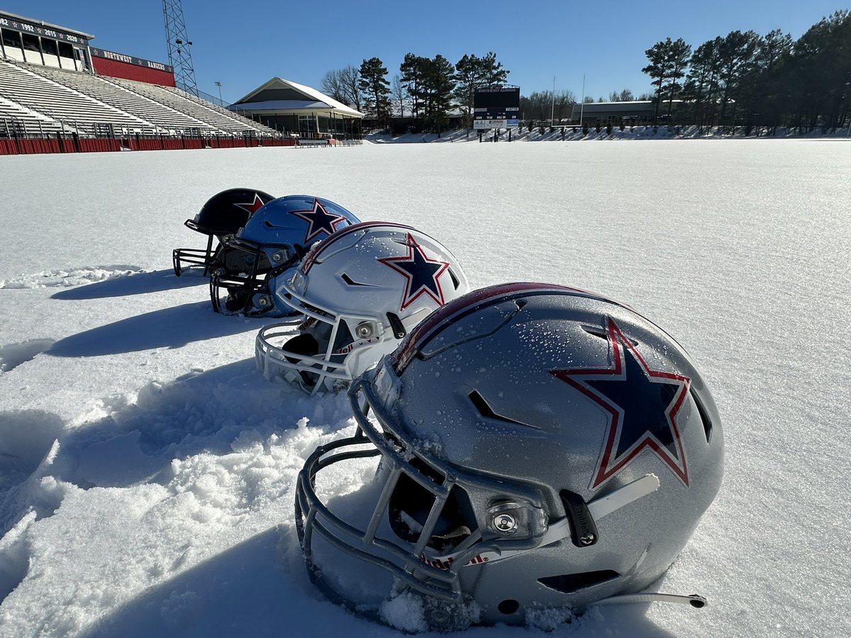 MichaelHeindl's tweet photo. Come to Northwest! Go Rangers!!! #RangGang @NWCC_Football https://t.co/mYvdTAcbaf