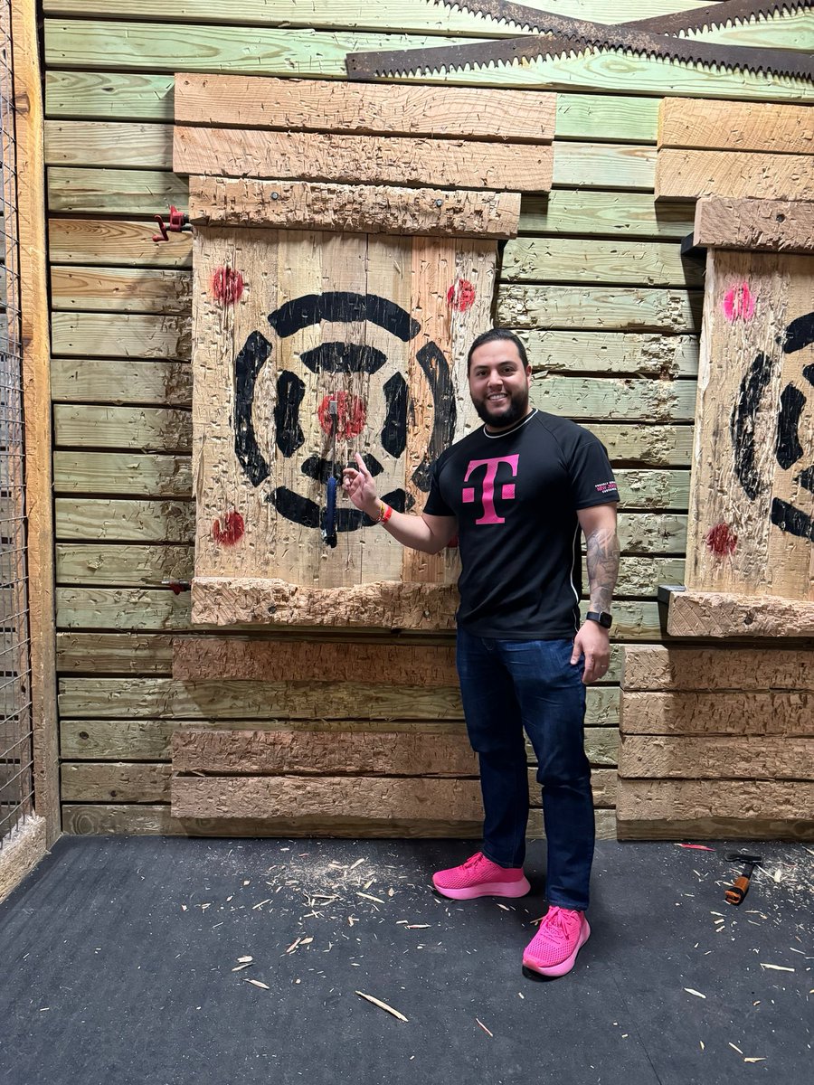 HernandoRicoJr's tweet image. Had an awesome time at Stumpy’s Hatchet House in Green Brook NJ - Axe House! 

A great event, super excited for the events to come in 2024!

Proud of myself on getting a couple bullseyes! 😊

@TMobile @SCBIZPTRSHP #SMRA #CentralNJ #40Under40 @joegiannone1018 @ChappyCLT