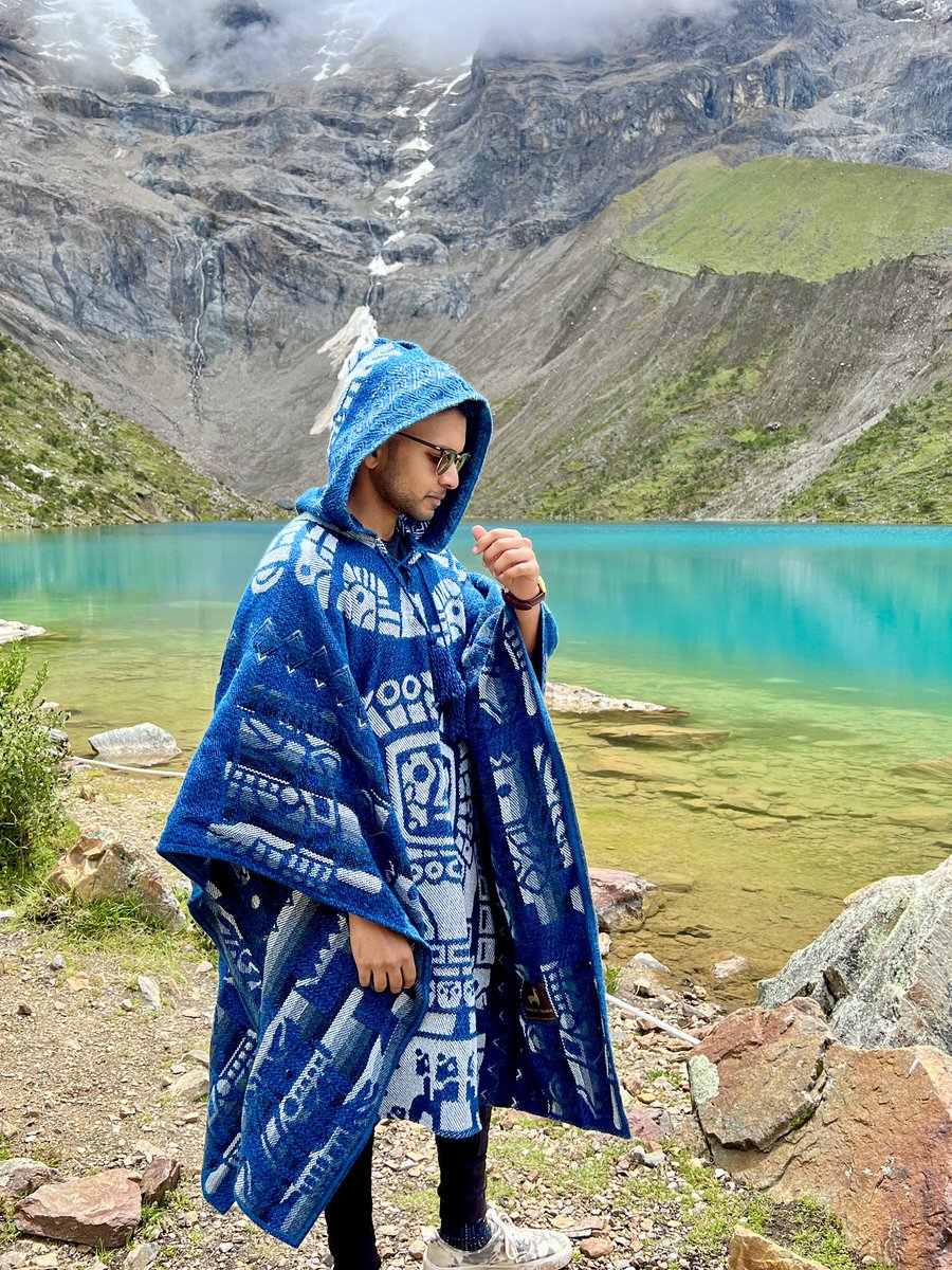 Jitheshdx's tweet photo. When in Perú… don an alpacan poncho, sip on coca tea all day, and let yourself go on mystical journeys with the spirits of ayahuasca and wachuma 🤗🥰
.
.
.
.
.
#Travel #Peru #Explore #Portrait #GoodMorning #Winter #Wonder #Wanderlust #Nature #SouthAmerica #Peruvian #Cusco #Inca https://t.co/RCqVwYwga2