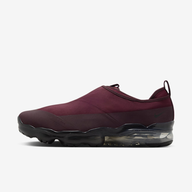 SOLELINKS's tweet photo. Ad: Nike Air Vapormax Moc Roam 'Burgundy Crush' adding to cart on SNKRS desktop => https://t.co/iE9ceE4w5o https://t.co/8jTwNGg6x0