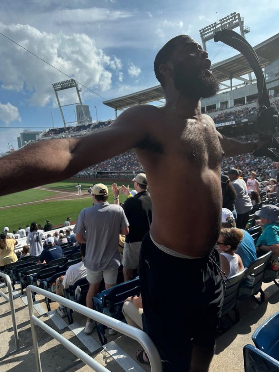 Aaron Rountree III tweet media