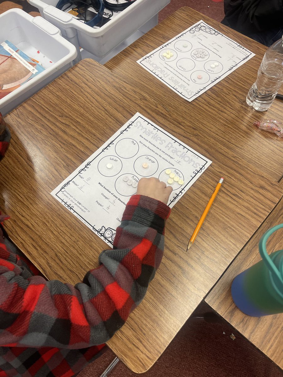 MrsCBilby's tweet photo. These ‘Smarties’ used candy to create and compare fractions! #GrissomAstros #ThirdGrade https://t.co/cS7tyn1DaA