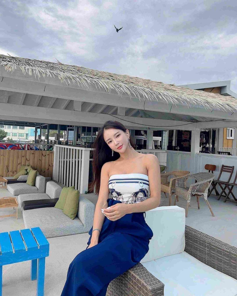 You're full of darkness and you want to give others sunshine.