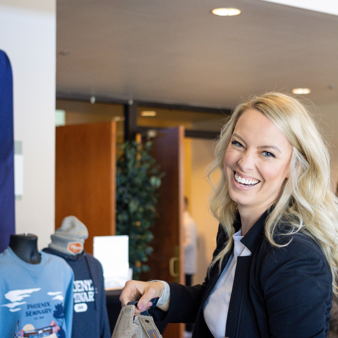 PhoenixSeminary's tweet image. Welcome to Phoenix Seminary new students! We loved getting to know you at NSO last Saturday!

#FaithfulandStrong #PhoenixSeminary