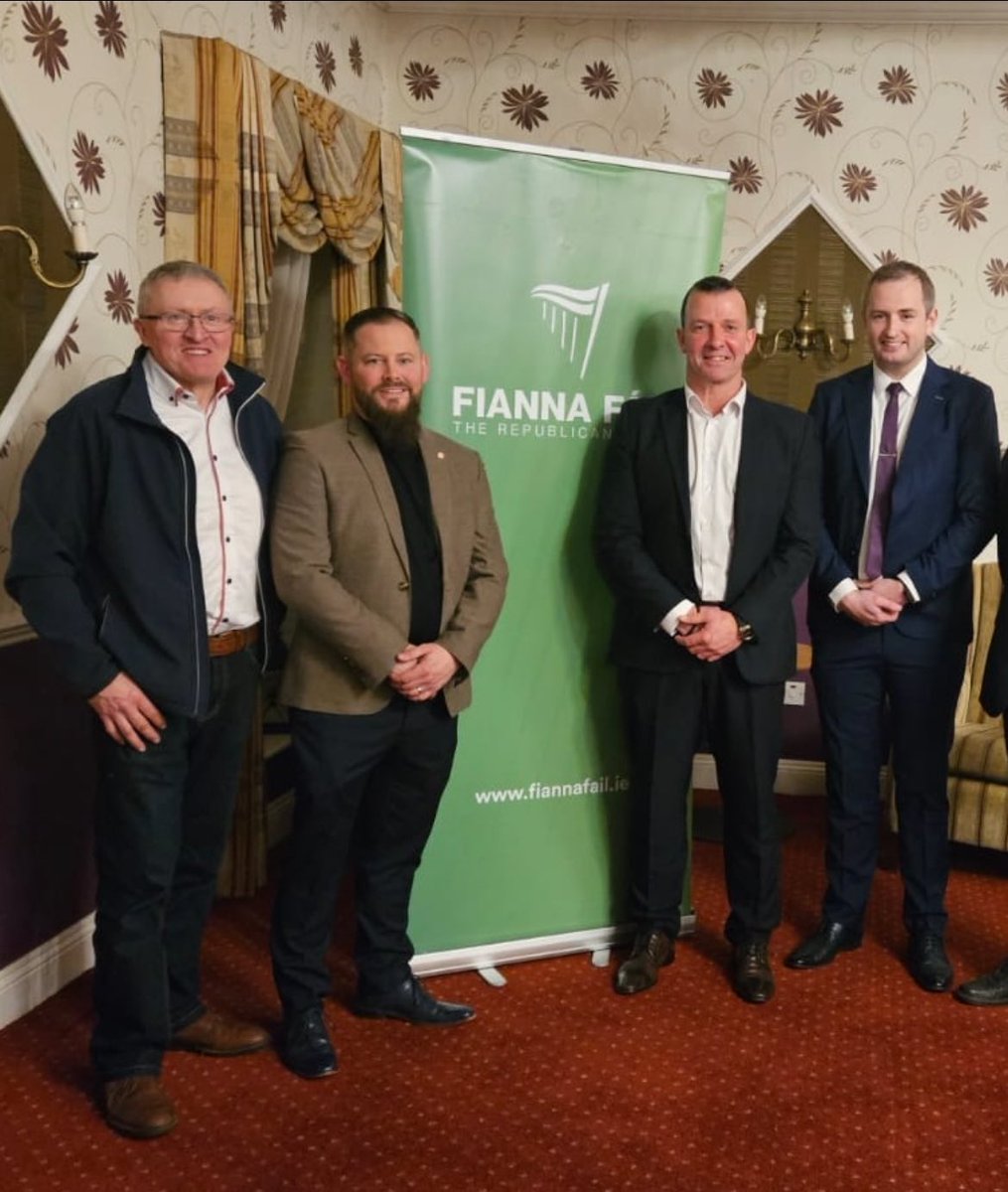 FFSligo's tweet photo. 📸📸 Barry Gallagher, Liam Brennan, Keith Henry and Cllr Paul Taylor were all selected by party members at convention to run as Fianna Fáil candidates in the Ballymote\Tubbercurry LEA.
#DeliveringForYou
#TeamFF https://t.co/ktYHZdgacw