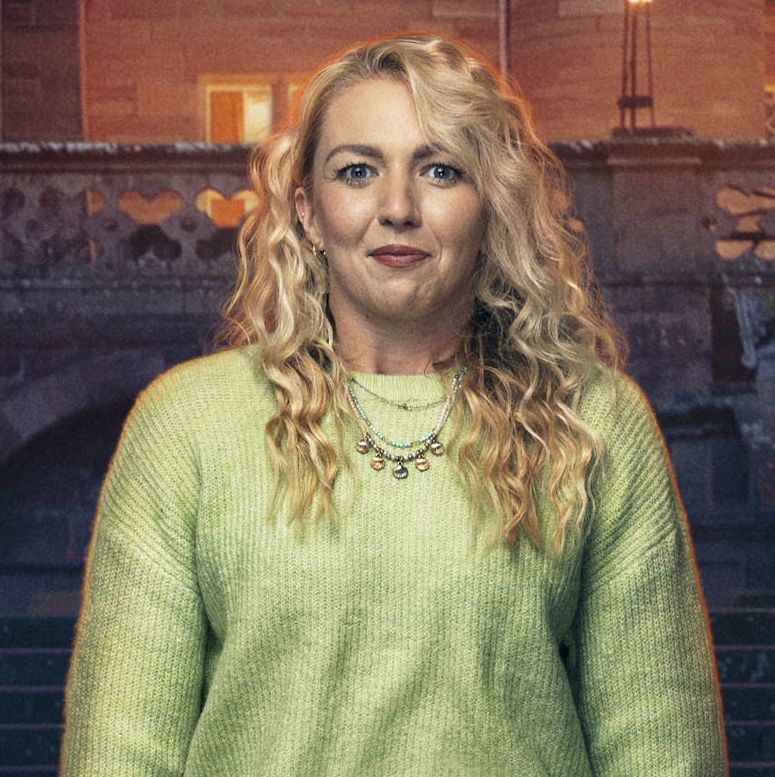 imshanereaction's tweet image. A six part Netflix true crime documentary where these two solve cold cases when? #TheTraitors