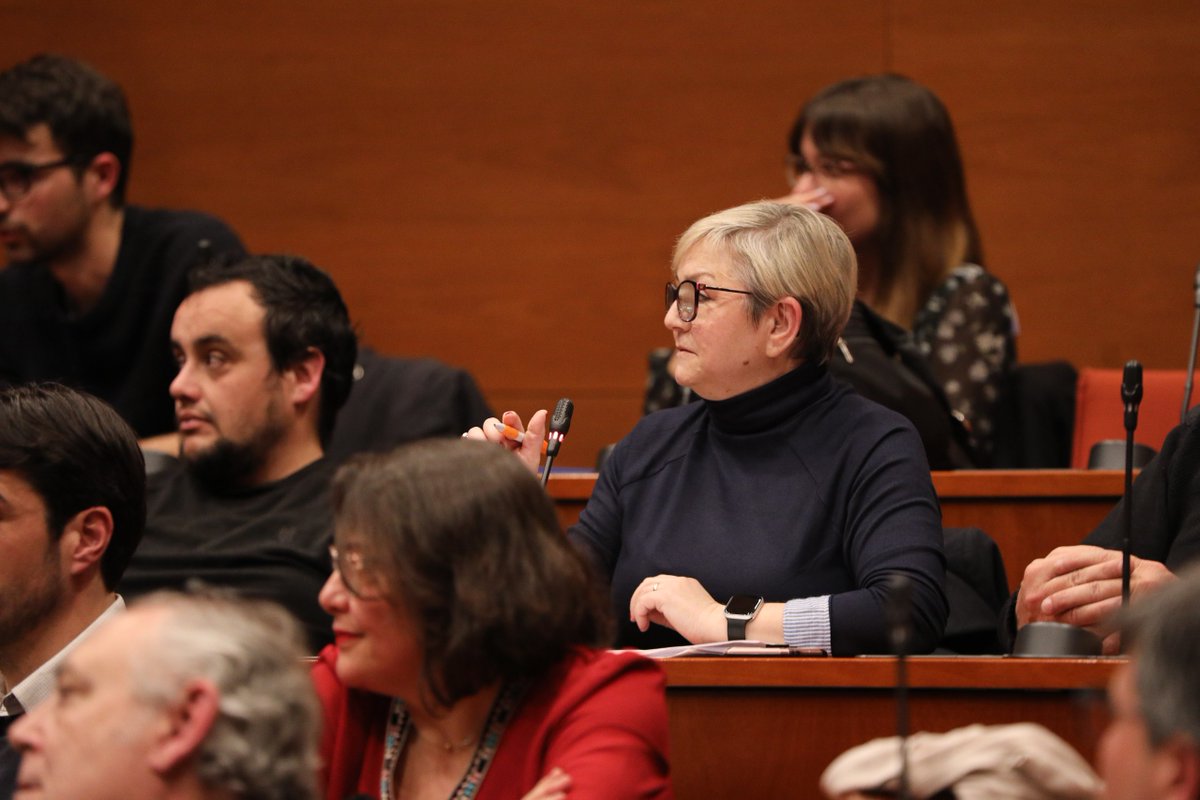 CiutadansCs's tweet image. En el #ParlamentObert de enero, las juntas de las nuevas agrupaciones se han reunido con el presidente de CS, @carrizosacarlos 

Un grupo de valientes comprometidos con el proyecto liberal en Cataluña, que son la fuerza y el motor de CS. Con ellos, sentamos las bases de las…