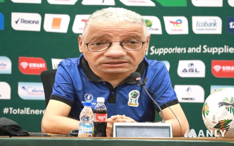 - L’entraîneur algérien de la Tanzanie accuse le Maroc de contrôler la CAF et de choisir ses arbitres. 
- Il perd 3-0 contre le Maroc. 
- Il passe en commission disciplinaire. 
- il est viré à la suite de la réunion et c’est un tanzanien qui s’appelle Morocco qui prend sa place à