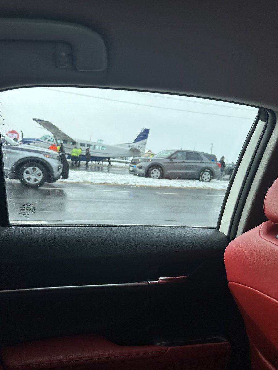 _Coger's tweet photo. @Dulles_Airport True story! https://t.co/vikt6uVdAC