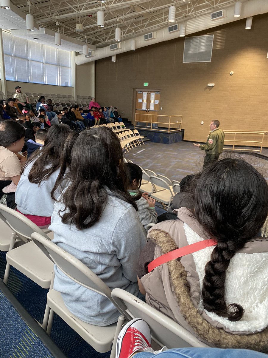 4th graders today had an amazing time learning about the importance of trees and how they affect the earth as an HSA connection! Thanks to the Monroe-Union Breakfast Rotary and NC Forest Conservation team! @AGHoulihan @AlfredLeon04 @UCPSNC @Renee_McKinnon1