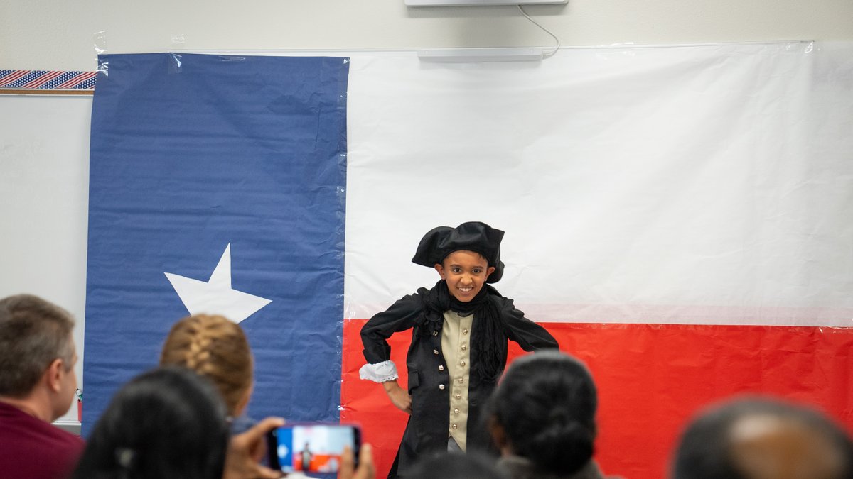 We had a great time sharing our 'Voices of the Alamo' presentation this afternoon! Students in Mrs. Hare and Mrs. Hall's 4th grade classes brought Texas history to life by studying key figures from our state's past and sharing their stories! 📸 bit.ly/3tYIWCG