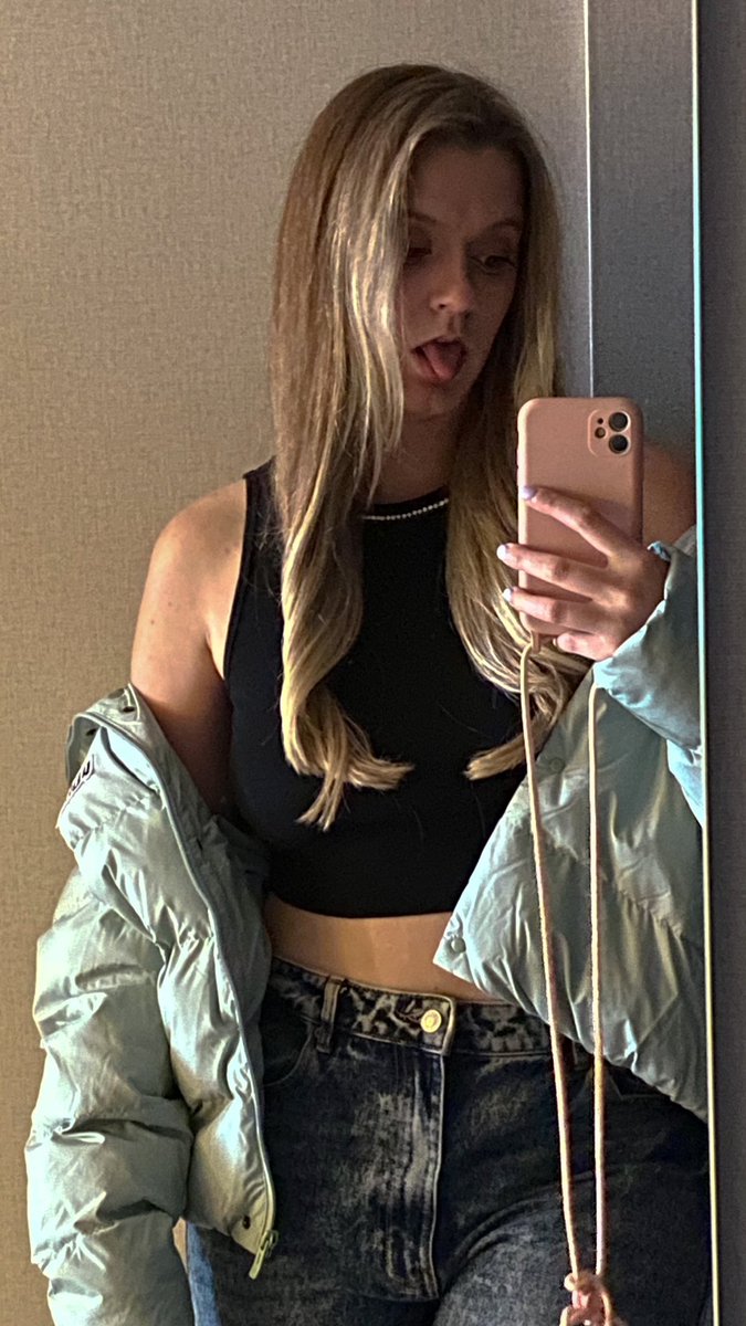 GM! Happy #FollowFriday !