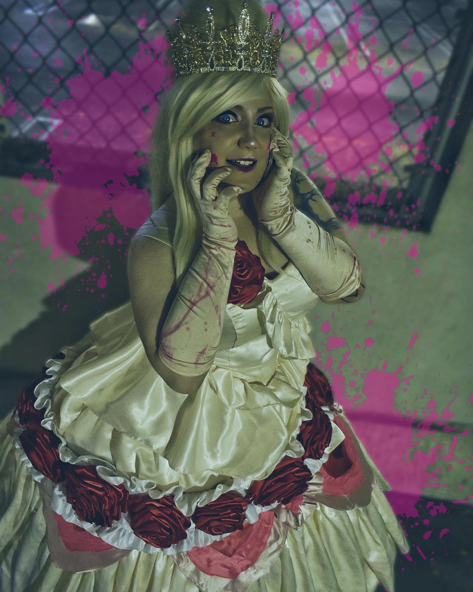 sunflwrsymphony's tweet photo. Okay, but would you let me step on you? 🥀💀 #sonianevermind #danganronpa #remnantsofdespair https://t.co/LMjCfiTfO4