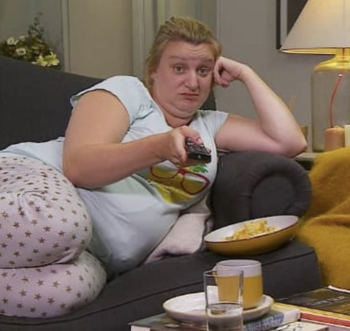 I just need someone else on this villa to stir things up because all of these couples are so 💀#LoveIsland