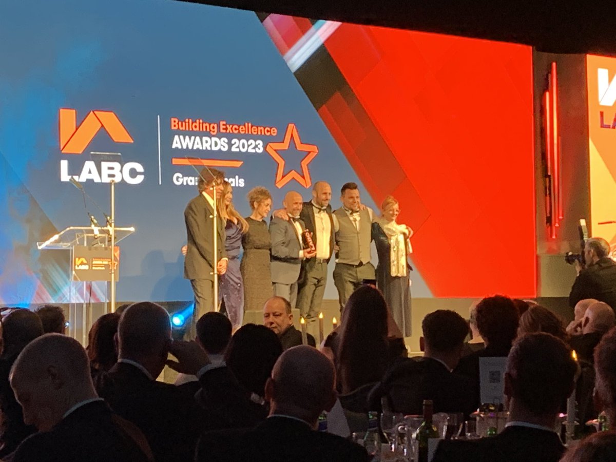 Chris Bally tweet media