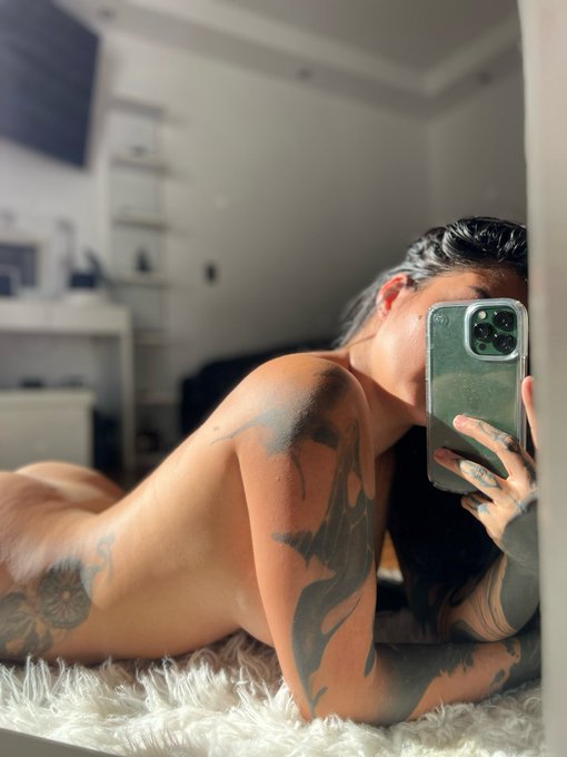 @Redsmoothie_ ☀️ https://t.co/ZRv3NJjFvK<a class="tags" href="/tag/redsmoothie_">@redsmoothie_</a><a href="/tag/rt"class="tags"><span>#rt</span></a>