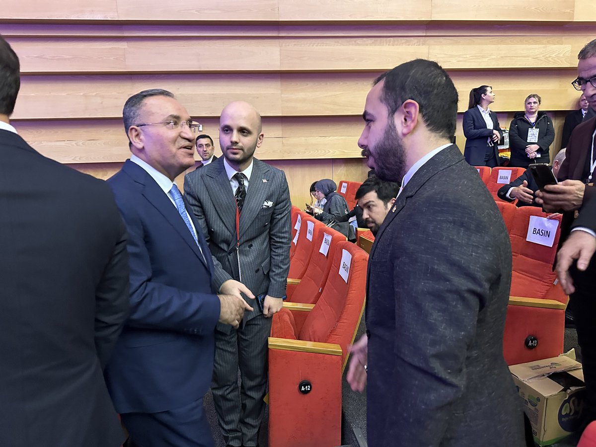 abdurrahimtoru's tweet photo. Ankara temaslarımızdan geriye kalan güzel kareler 

Türkiye İçişleri Bakanımız sayın Ali Yerlikaya

Türkiye Büyük Millet Meclisi Başkanvekili sayın Bekir Bozdağ 

Gençlik ve Spor Bakanımız sayın Dr. Osman Aşkın Bak

Şanlıurfa Büyükşehir Belediye Başkanımız sayın Zeynelabidin Beyazgül
@AliYerlikaya @OA_BAK @bybekirbozdag @zabeyazgul