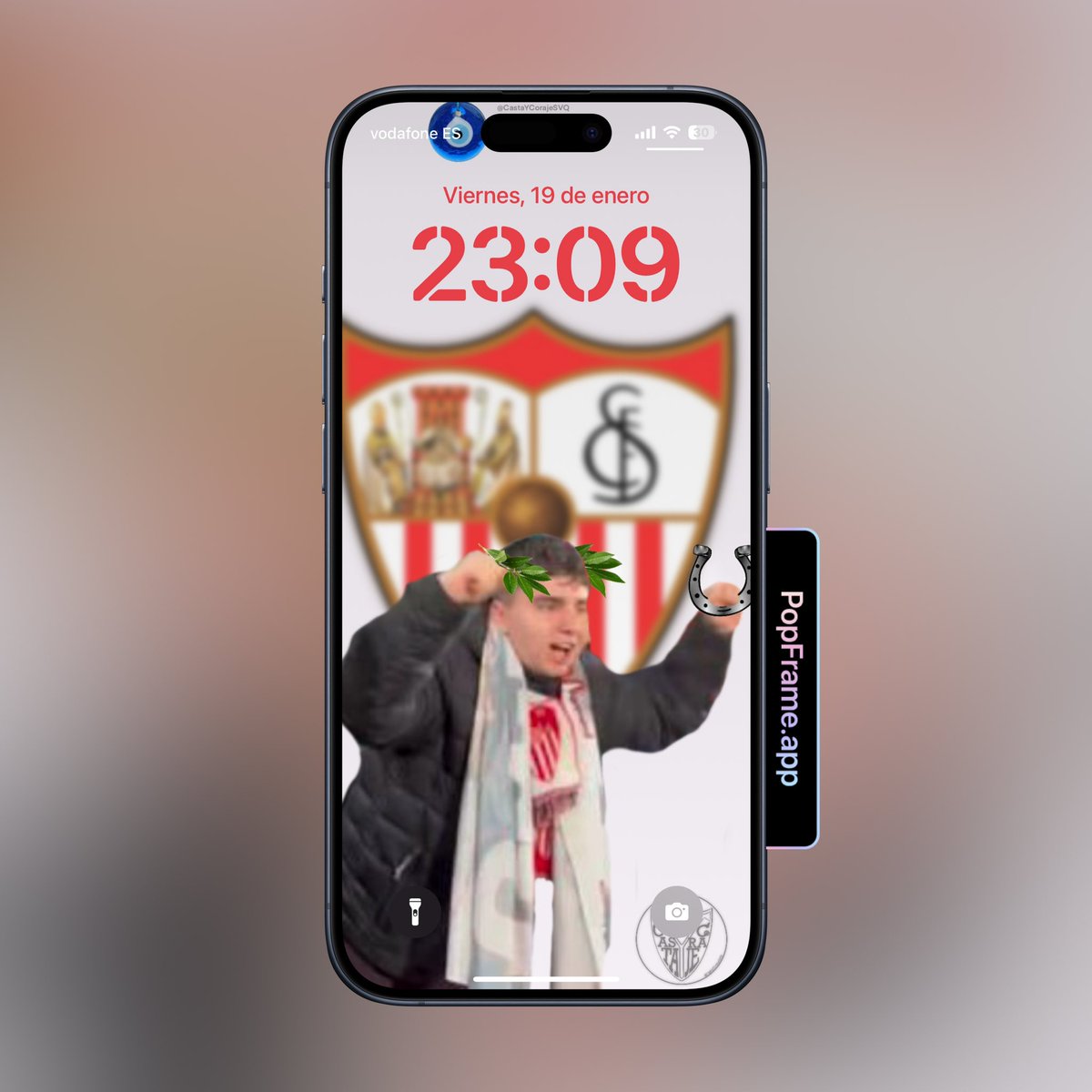 No me he podido resistir a unirme al movimiento de “Nicolas de la Suerte”, “La copa de Nicolas”, “Libertad para Nicolas”…

Todo héroe merece su fondo ♥️🤍