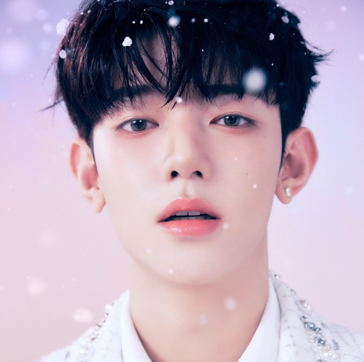 “I WANNA KNOW” by Zhang Hao (<a href="/ZB1_official/">ZEROBASEONE</a>) debuts at #1 on the Worldwide iTunes Song Chart.